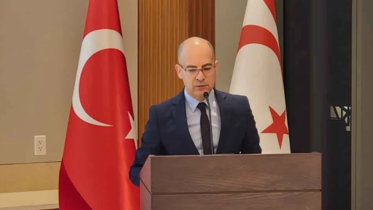 Cumhurbaşkanlığı'nın yeni müsteşarı Mehmet Dana oldu!