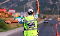 Trafik denetimleri: 21 araç trafikten men, 4 tutuklu