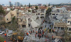 İsrail ve İran arasında saldırılar gece devam etti, Tel Aviv ve Kudüs'te patlamalar