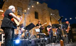Lefkoşa Belediye Orkestrası ile Latin şarkıları Lefkoşa’da yankılandı