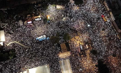 İsrail'de hükümet karşıtı grev ve protestolara 1 milyondan fazla kişi katıldı