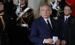 Fransa'da muhalefet ekonomi paketine öfkeli: Bayrou ve Macron’un güvenoyu kumarı istikrarı sağlar mı?