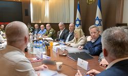 Netanyahu, kabineyi topluyor
