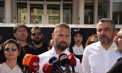 KAMUDA YETKİLİ BEŞ SENDİKA BAŞBAKANLIK’A SİYAH ÇELENK BIRAKTI
