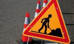 Lefkoşa’da Barış Caddesi ve Yaman Bey Sokak’ta yarından itibaren trafik tek şeritten...