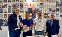Gazeteci Karaman, Kocaeli Kitap Fuarı'nda okurlarla buluştu