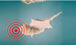 Kıbrıs yine sallandı: Gece saat 03.00 civarında 3 şiddetinde deprem meydana geldi