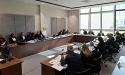 Başbakanlık bütçesi komitede tartışıldı: İhaleler, personel ve yatırımlar gündemde