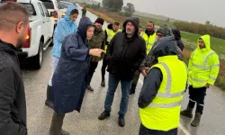 Mesarya Belediyesi yağmur suyunun Kukla Barajı'na tahliye edilmesi için çalışmaların devam ettiğini belirtti