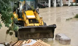 Gönyeli alt geçidi trafiğe açıldı, üç noktada ulaşım hâlâ kapalı