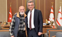 Cumhurbaşkanı Erhürman, Sıla 4'ün üyesi Ferahzad Gürsoy ile görüştü