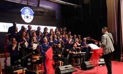 İskele Belediye Korosu, 11. yaşını türküler konseri ile kutladı