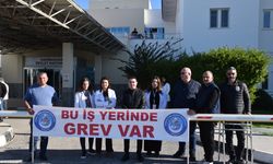 Memur-Sen Gazimağusa Devlet Hastanesinde uyarı grevi yaptı