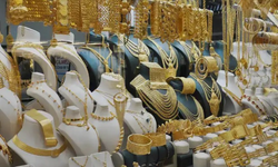 Altın rekora yakın seyrediyor