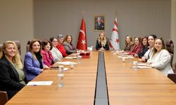 Nilden Bektaş Erhürman, KKTC Kadın Kooperatifleri başkanları ve yönetim kurulu üyeleriyle görüştü
