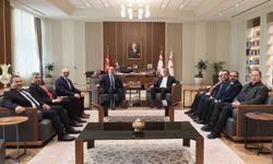 Cumhurbaşkanı Tufan Erhürman, Kıbrıs Türk İş İnsanları Derneği (İŞAD) yönetimini kabul etti