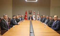 Cumhurbaşkanı Tufan Erhürman, Mersin Ticaret ve Sanayi Odası (MTSO) heyetini kabul etti