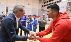 Cumhurbaşkanı Erhürman: Çocuklarımızın ve gençlerimizin dünyayla buluşması ortak hedefimizdir