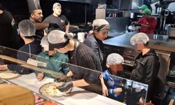 Tanyel’s Smile Vakfı’ndan onkoloji tedavisi gören çocuklar için pizza partisi