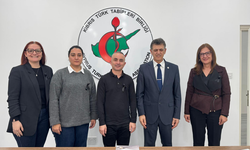 Kamu Hizmeti Komisyonu Başkanı Köseoğlu KTTB’yi ziyaret etti