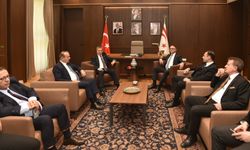 Başbakan Üstel, Özerdağ ve yetkililer yargı reformunu görüştü