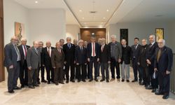 Cumhurbaşkanı Tufan Erhürman,  Kıbrıs Türk Mukavemet Teşkilatı (TMT) Mücahitler Derneği yetkililerini kabul etti