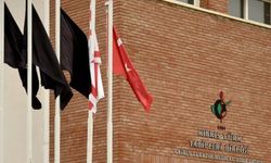 KTTB, binasına siyah bayrak çekti