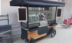 Gazimağusa Belediyesi seyyar tezgâhlarda lokma üretimi ve satışı yapan esnafı denetledi