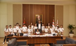 Cumhurbaşkanlığı koltuğuna oturan Masal Şevki: “Güven için devlet harcamalarının izlenebildiği sistem kurardım”