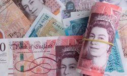 Döviz kurları güne yükselişle başladı