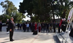 23 Nisan Ulusal Egemenlik ve Çocuk Bayramı törenlerle kutlanıyor… Lefkoşa Atatürk Anıtı’nda tören düzenlendi