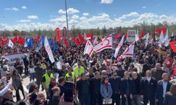 Meclis Önünde Tansiyon Dinmiyor: Süre Doldu, Hükümet Sessiz!