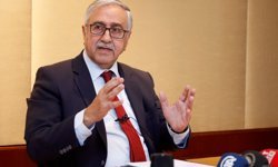 Akıncı: “Yasağı kaldırılanların kimseye teşekkür borcu yok”