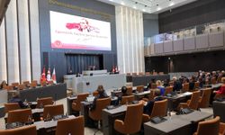 Meclis Genel Kurul'unda onaya sunuşlar yapıldı