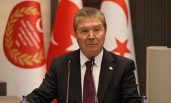 Üstel finale yükselen Milli Takım’ı tebrik etti