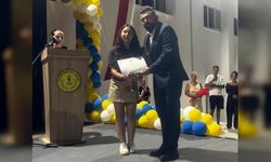 Cumhuriyet Lisesi'nde çifte gurur: Yenilenen okulda ilk mezuniyet