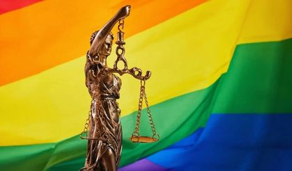 Tüm demokratik kamuoyunu nefret yasalarına karşı LGBTİ+’ların yanında durmaya davet ediyoruz”