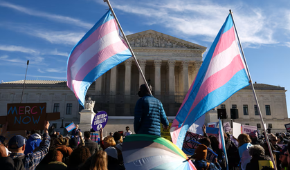 ABD Yüksek Mahkemesi, Kaliforniya’daki transgender öğrenciler için gizlilik korumalarını engelledi