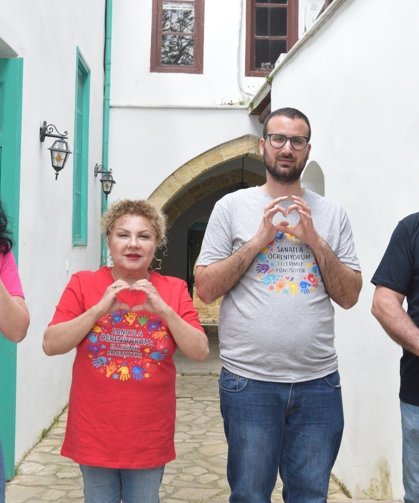 Lefkoşa Belediye Orkestrası “Sanatla Öğreniyorum: Ellerimiz Konuşuyor” başlıyor