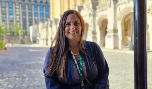 Nesil Çalışkan: İngiltere'nin Kıbrıslı ilk kadın  milletvekili