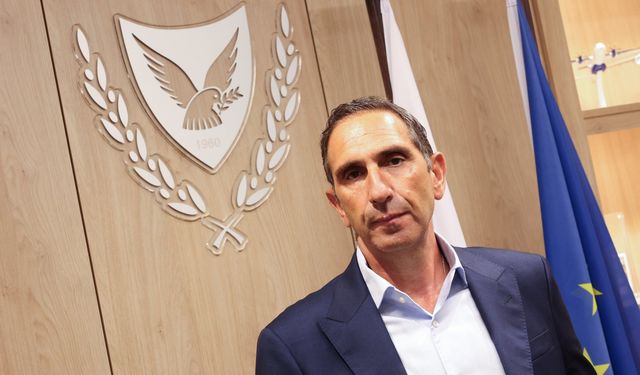 Kıbrıs Cumhuriyeti İçişleri Bakanı İoannou: Kıbrıs sorunundaki anlaşılan çerçeveye bağlı olmaya devam ediyoruz