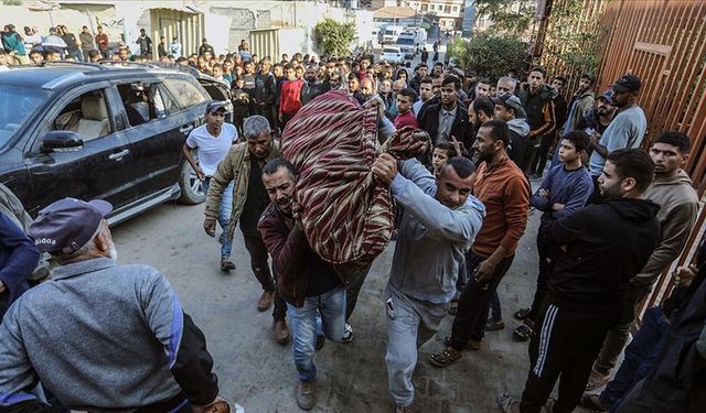 İsrail'in Gazze Şeridi'ne düzenlediği saldırılarda en az 14 Filistinli öldü