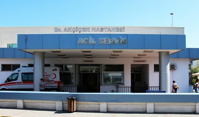 Dr. Akçiçek Hastanesi’ne ait ambulans park halindeyken çalındı