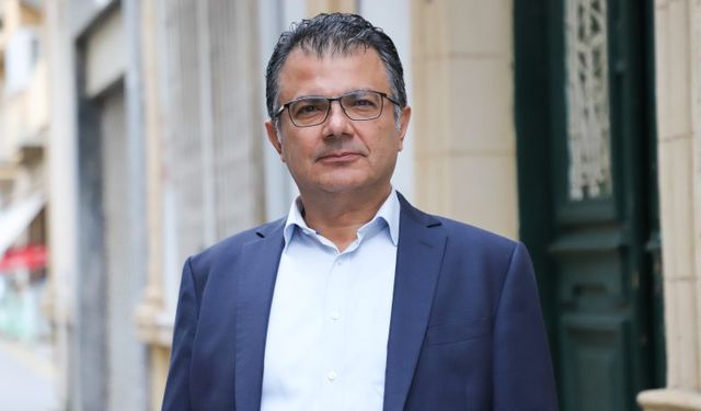 Akansoy: “Yanlış siyaset Kıbrıslı Türkleri çıkmaza sürüklüyor”