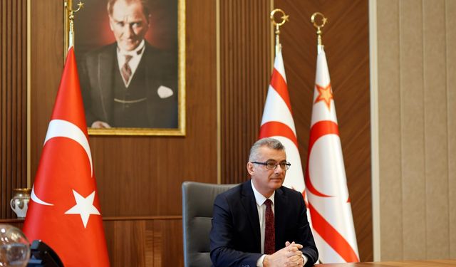 Tufan Erhürman: Atatürk’ün anısı önünde bir kez daha saygıyla, sevgiyle, minnetle eğiliyorum