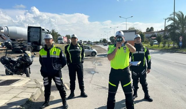 Geçen hafta meydana gelen 64 trafik kazasında 1 kişi öldü, 27 kişi yaralandı.... Trafik suçlarının ve kazaların birinci