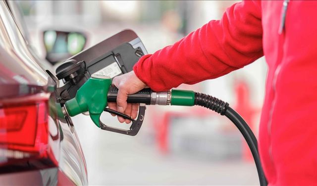 Akaryakıt fiyatlarına bir ay olmadan ikinci zam!