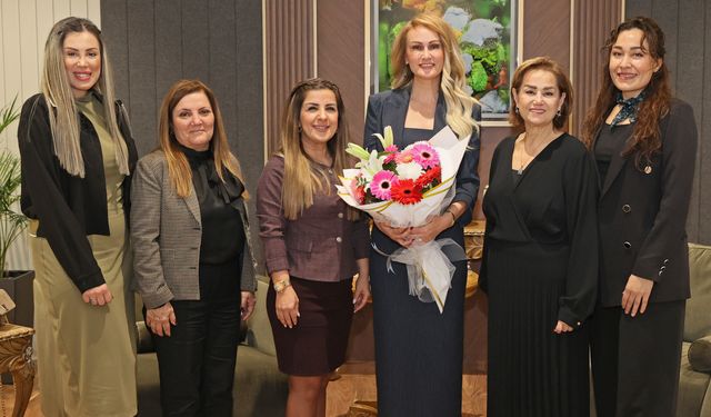 Nilden Bektaş Erhürman, Güzellik Uzmanları Tırnak Teknisyenleri Birliği ile Bir Araya Geldi