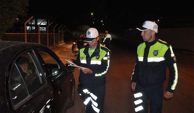 Haftalık trafik raporu: 57 trafik kazasında 24 kişi yaralandı; 306 araç trafikten men edildi