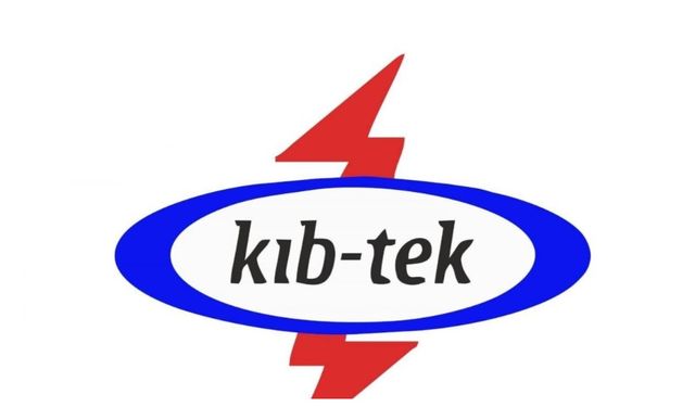 Trafik kazasında elektrik iletim hatları koptu... Gürpınar ve Yılmazköy'e elektrik verilemiyor